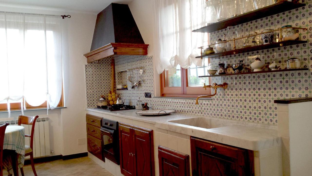 Elsa House Bed and Breakfast Mezzanego Exterior foto