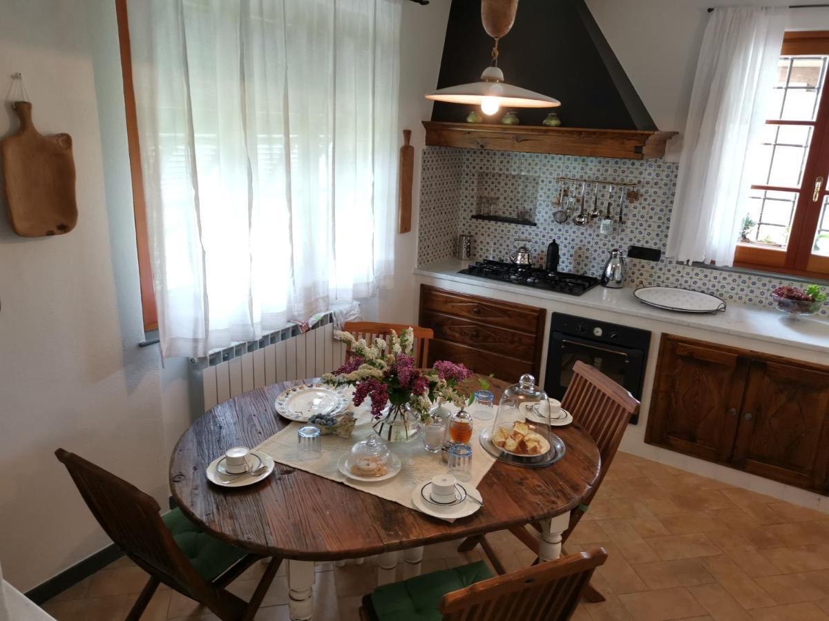Elsa House Bed and Breakfast Mezzanego Exterior foto